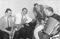 /album/fotogaleria-muzikanti-kapely/a-kovarovic-g-vlk-f-kudlica-v-hefka-34-jpg/